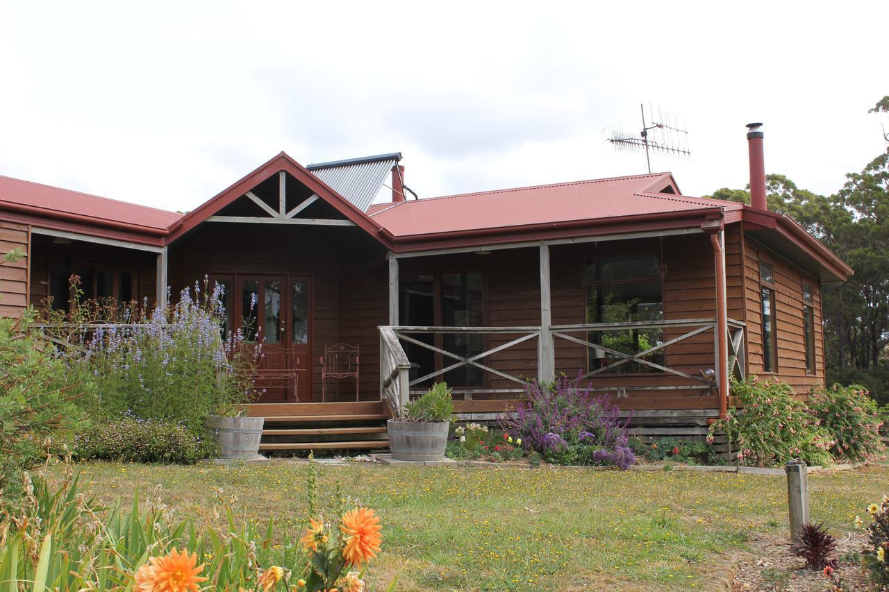 Eagle'S Roost Farmstay B&B Rocky Cape Εξωτερικό φωτογραφία